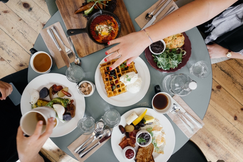 restaurant-VALDEBLORE-min_breakfast-690128